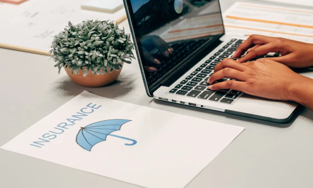 Quick Online Quotes vs Traditional Insurance: What’s the Smarter Choice?